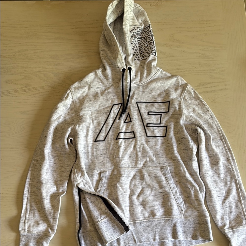 American Eagle Outfitters Gray Pullover Sweater